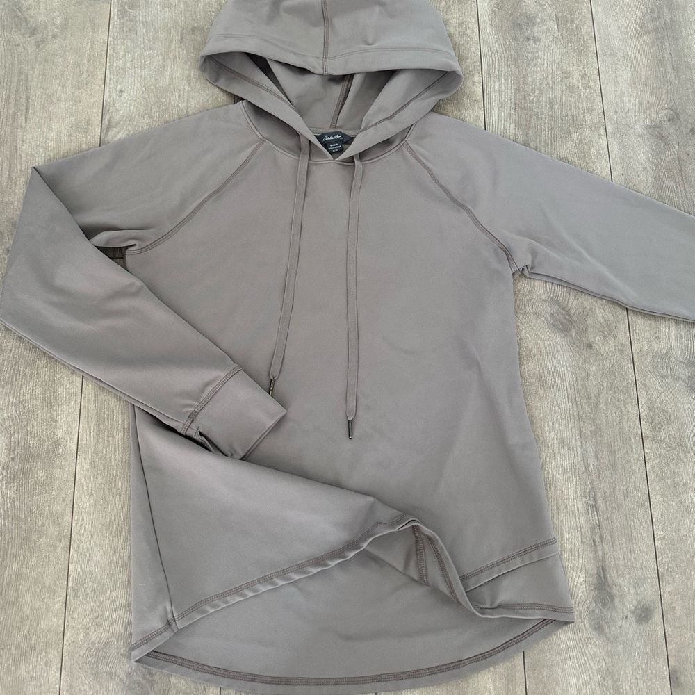 Eddie Bauer Women’s Athletic Hoodie
Women’s size medium
Like new - Picture 8 of 16